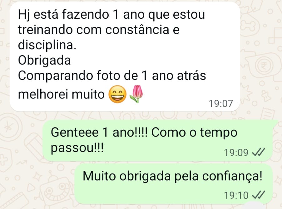 Print de conversa no WhatsApp: aluna comenta a evolução na consultoria online
